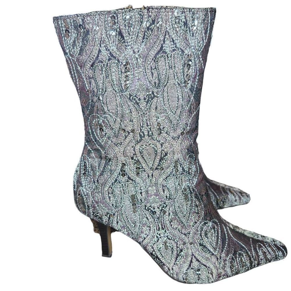 Herstyle Silver Pewter Tapestry Sequin Pointy Toe High Heel Boots Size 9